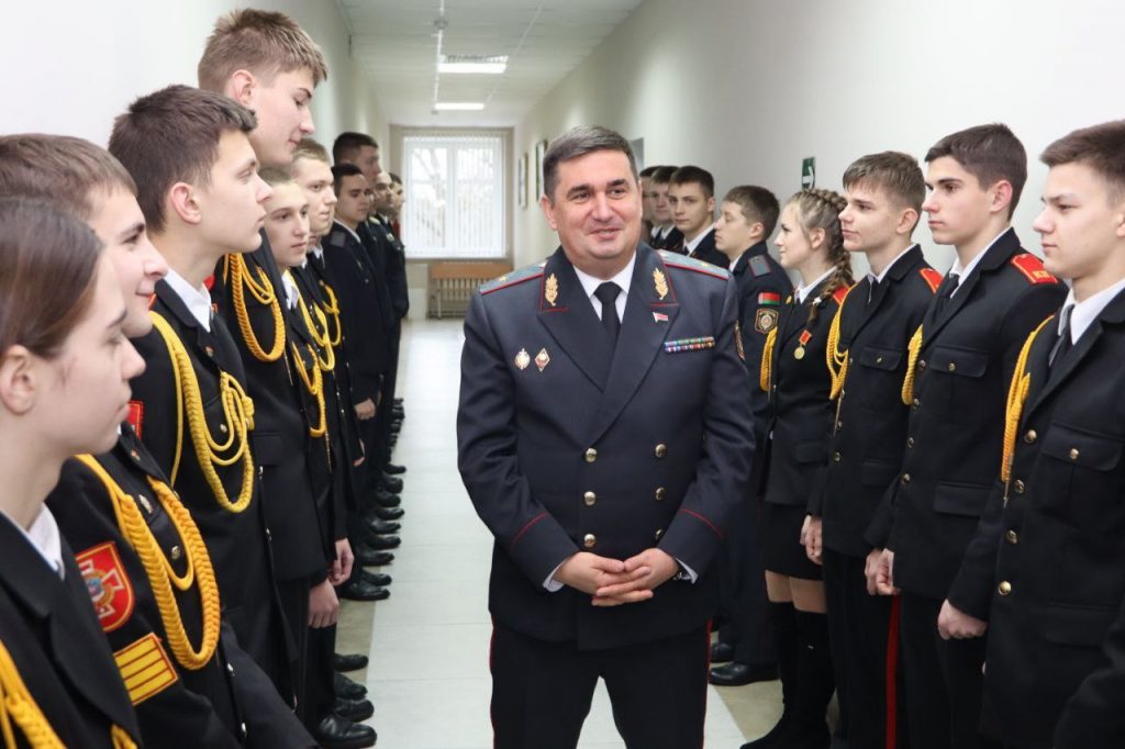 Полоцком кадетском училище состоялось открытие демонстрационного зала местного отдела милиции.
